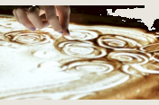 Sand Malerei Show ! Ihre Liebes-Geschichte in Sand gemalt